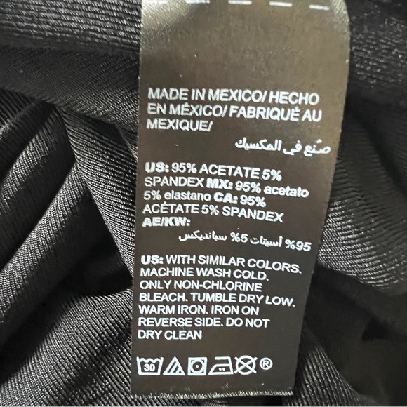 CHICO'S Travelers Long Sleeve Black Tunic Elastic Cuff Black Size 3 (US 16 / 18) - Picture 9 of 10